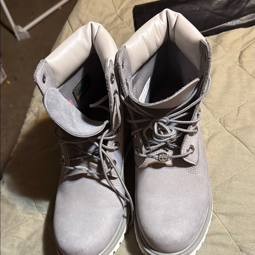 Timberland Gray Ankle Boots with Padded Collar